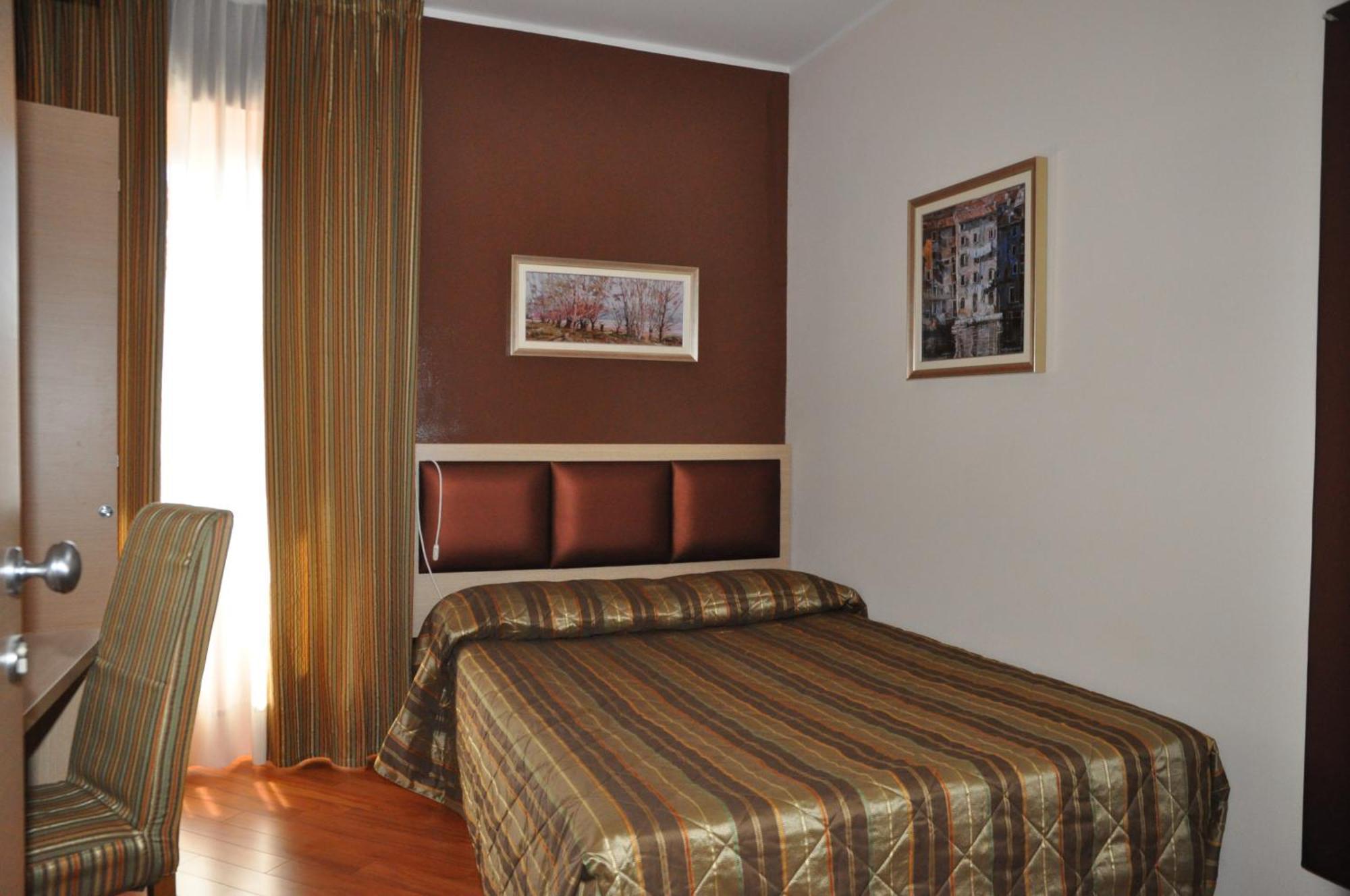 Dulcinea Hotel Múggia Zewnętrze zdjęcie