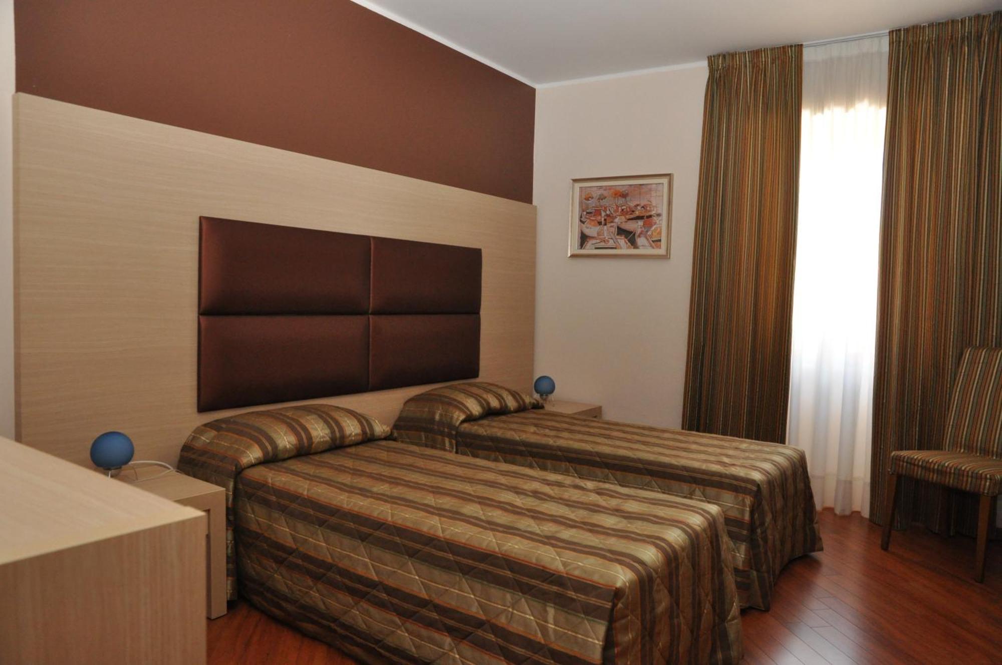 Dulcinea Hotel Múggia Zewnętrze zdjęcie